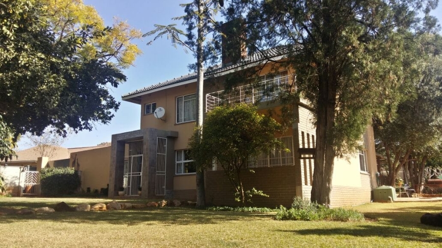 4 Bedroom Property for Sale in Protea Park North West